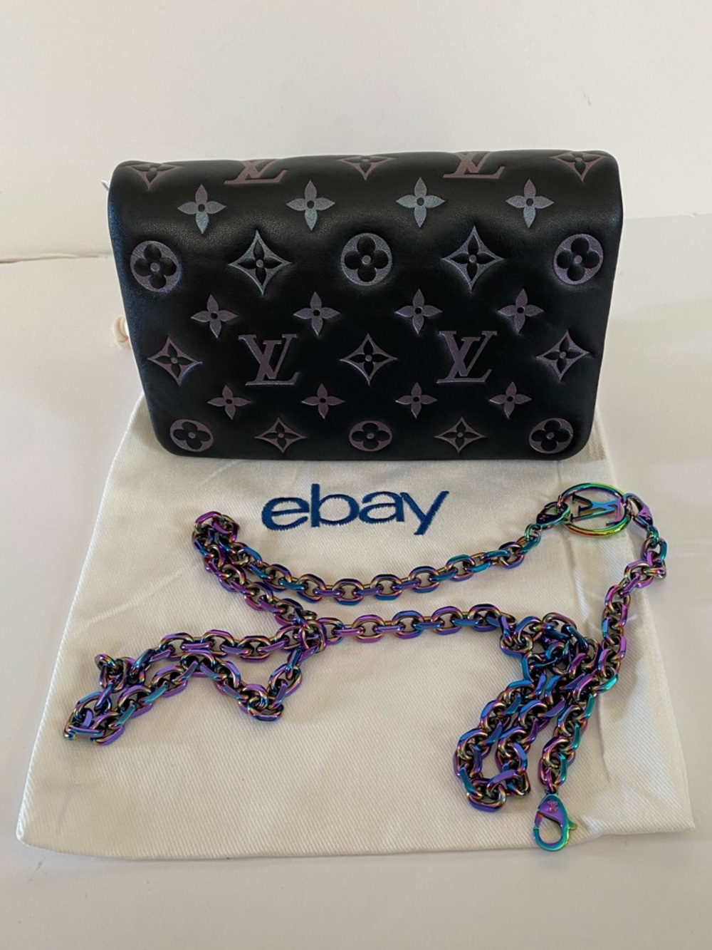 Louis Vuitton coussin pochette